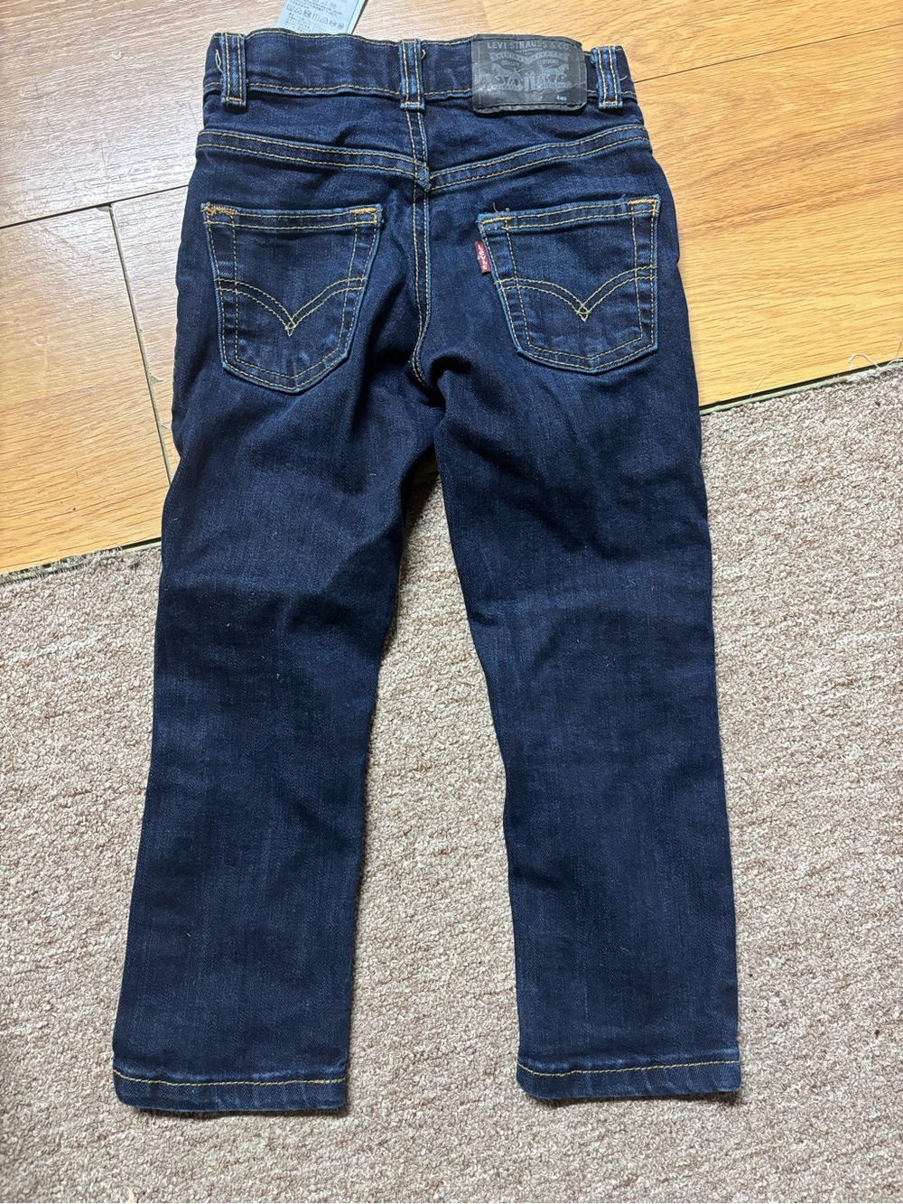 Levi's youth size 4 Dark Indigo Straight Leg Jeans
